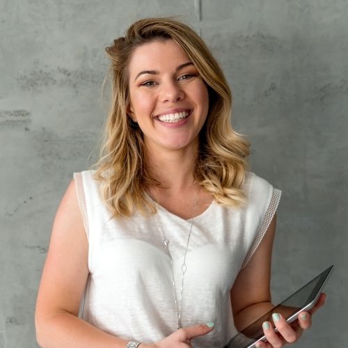 Claire Mackenzie